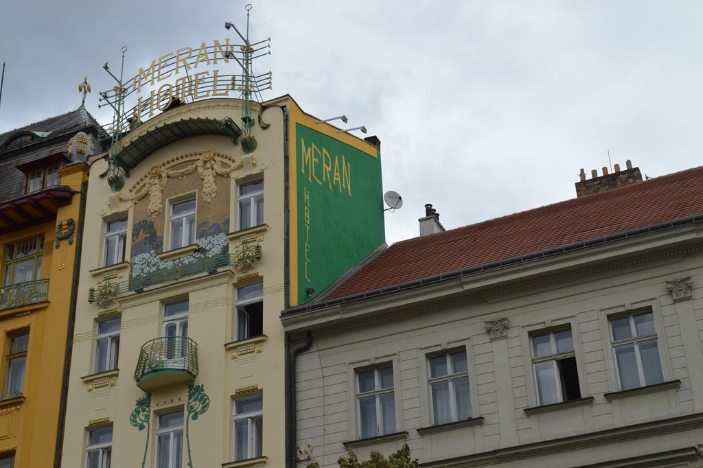 Meran Praga Exterior foto