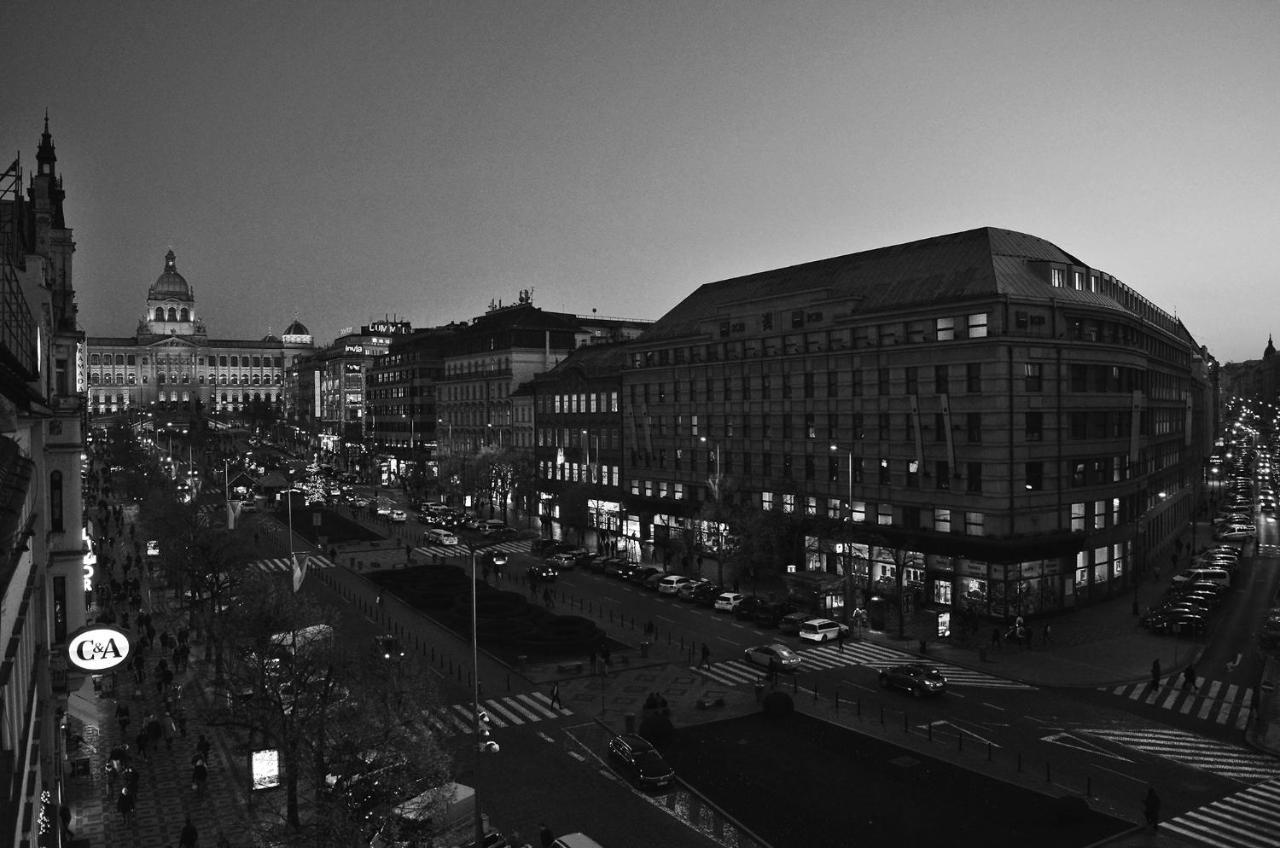 Meran Praga Exterior foto